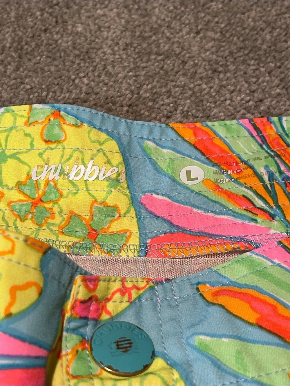 Chubbies ‘The Hooligan’ Neon Pineapple mesh lined trunks / shorts